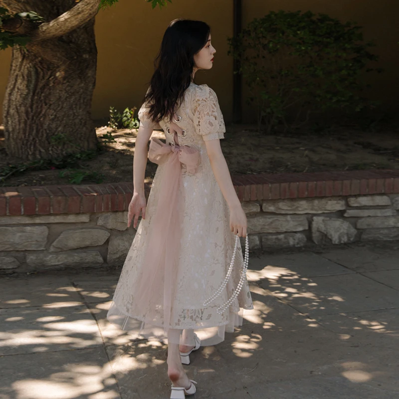 2021 Summer Women French Retro Lace Bandage Dress Super Fairy Gentle Romantic Temperament Mesh Wedding Party Dress
2021 Summer Women French Retro Lace Bandage Dress Super Fairy Gentle Romantic Temperament Mesh Wedding Party Dress