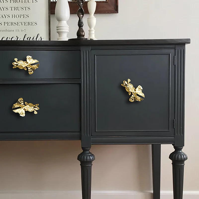 Goldfish Shape Solid Brass Retro Knobs Door Handles Cabinet Wardrobe Drawer Pulls Single Hole
Goldfish Shape Solid Brass Retro Knobs Door Handles Cabinet Wardrobe Drawer Pulls Single Hole