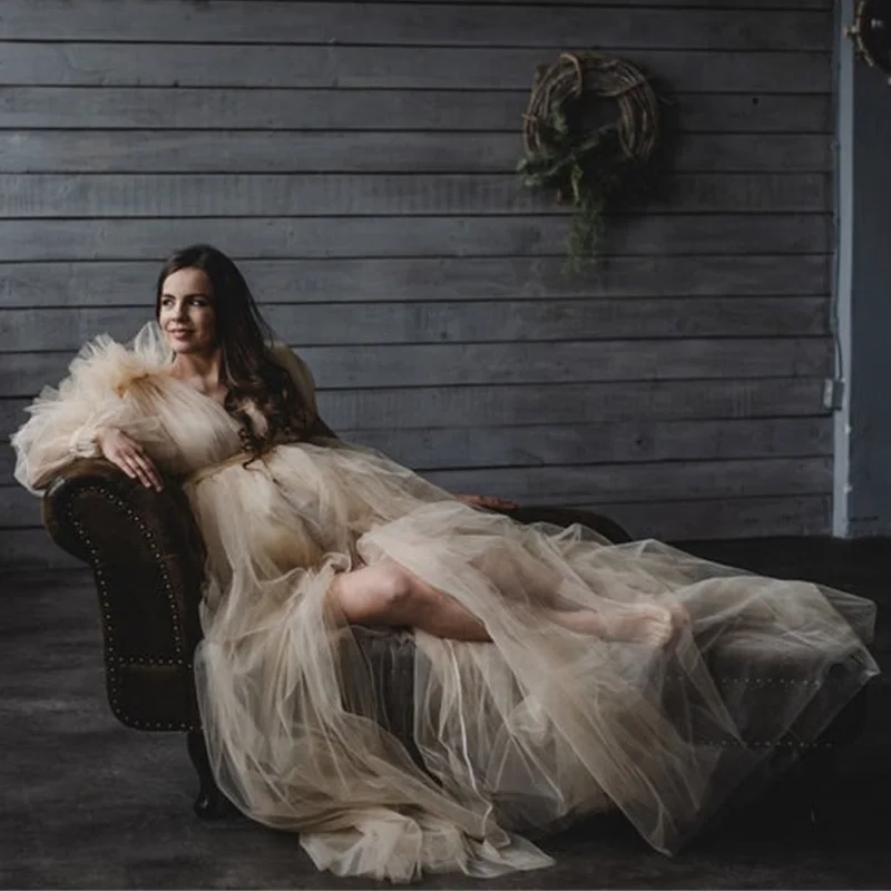 Bathrobe for Pregnant Ladies Tiered Tulle Lingerie Nightgown Pajamas Sleepwear Women Bridal Gowns Housecoat Nightwear
Bathrobe for Pregnant Ladies Tiered Tulle Lingerie Nightgown Pajamas Sleepwear Women Bridal Gowns Housecoat Nightwear