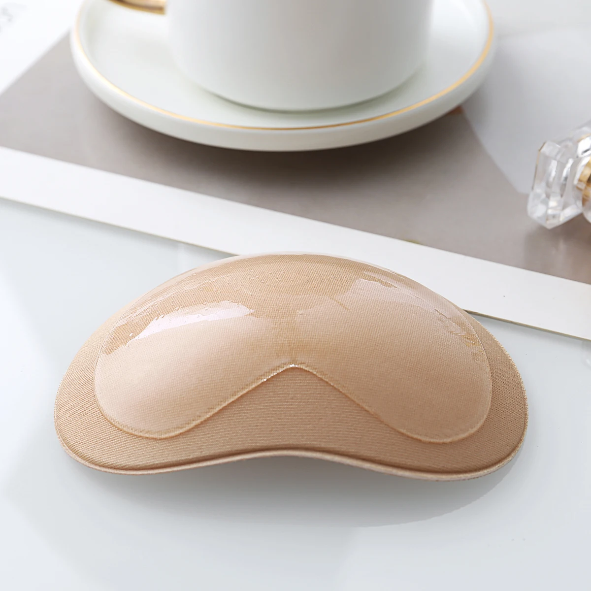 Sexy Women's bra Invisible Push Up Bra Self-Adhesive Silicone Seamless Front Closure Sticky Backless Strapless Bra
Sexy Women's bra Invisible Push Up Bra Self-Adhesive Silicone Seamless Front Closure Sticky Backless Strapless Bra