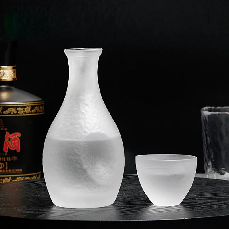 Creative Japanese Frosted Wine Set Glass Sake Pot Small Wine Cup Set Cup Wine Warmer Household Utensils Bar Party Decor Gift
Creative Japanese Frosted Wine Set Glass Sake Pot Small Wine Cup Set Cup Wine Warmer Household Utensils Bar Party Decor Gift