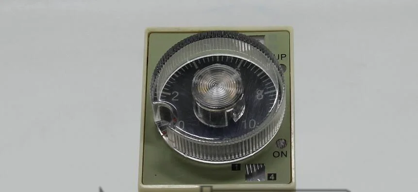 Реле времени AIKS ST3PA-B 3A 250В 10с, рабочее напряжение 220В AC, JSZ3 с указанием параметров.
Реле времени AIKS ST3PA-B 3A 250В 10с, рабочее напряжение 220В AC, JSZ3 с указанием параметров.