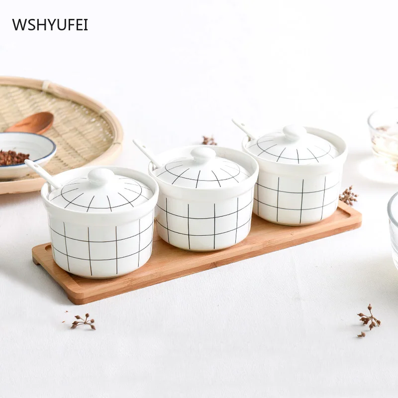 Simple white ceramic sealed storage jar with lid spice jar dried fruit snack container bottle coffee tea jar kitchen tool
Simple white ceramic sealed storage jar with lid spice jar dried fruit snack container bottle coffee tea jar kitchen tool