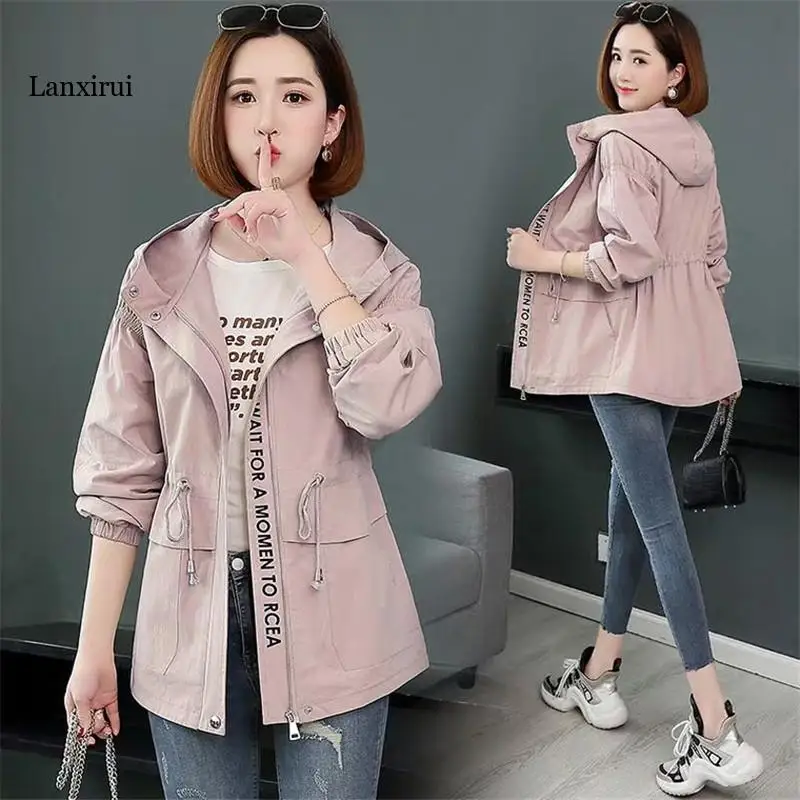 Fashion Windbreaker Women's Jacket Autumn Long Sleeve Hooded Jackets Pocket Zipper Coat Female Outerwear
Fashion Windbreaker Women's Jacket Autumn Long Sleeve Hooded Jackets Pocket Zipper Coat Female Outerwear