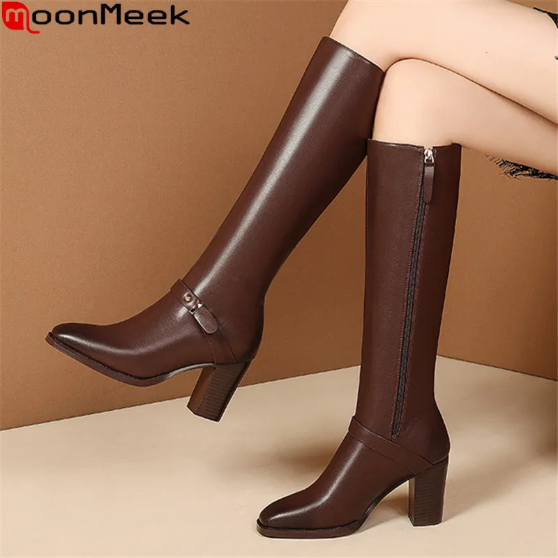 MoonMeek 2020 Big size 35-45 fashion women boots thick high heels square toe knee high boots winter solid color ladies shoes
MoonMeek 2020 Big size 35-45 fashion women boots thick high heels square toe knee high boots winter solid color ladies shoes