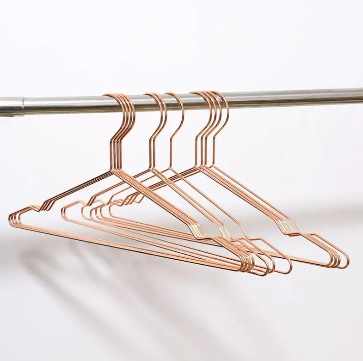 Rose Gold Metal Clothes Shirts Hanger with Groove Antiskid Drying Storage Organizer Rack for Coats Suit SN66
Rose Gold Metal Clothes Shirts Hanger with Groove Antiskid Drying Storage Organizer Rack for Coats Suit SN66