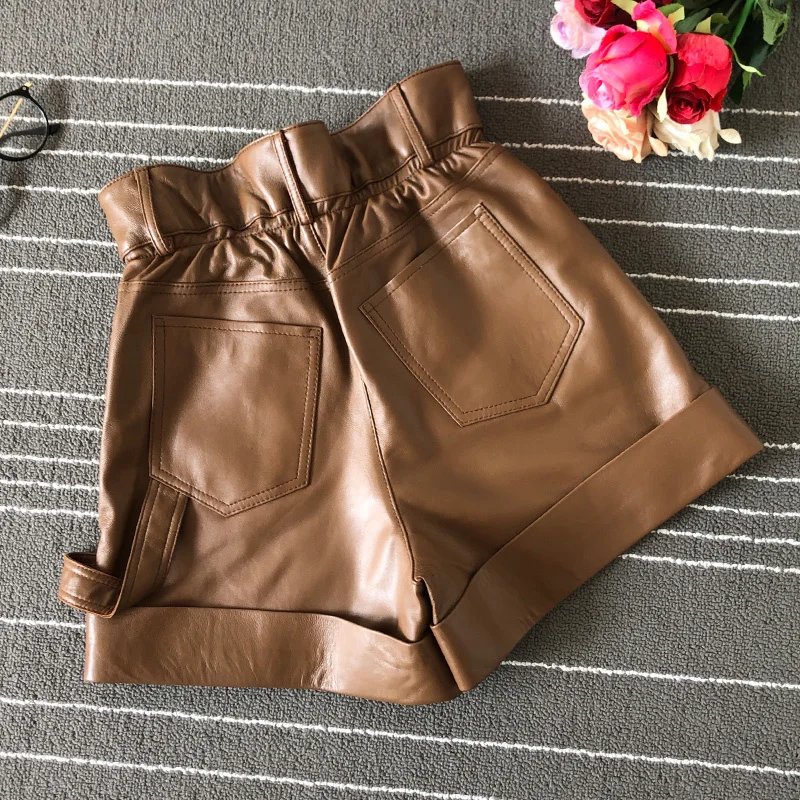 Leather Genuine Wide Leg Shorts Women Street High Waist Loose Black Casual Shorts Ruffle Elastic Waist Zipper Office Shorts
Leather Genuine Wide Leg Shorts Women Street High Waist Loose Black Casual Shorts Ruffle Elastic Waist Zipper Office Shorts