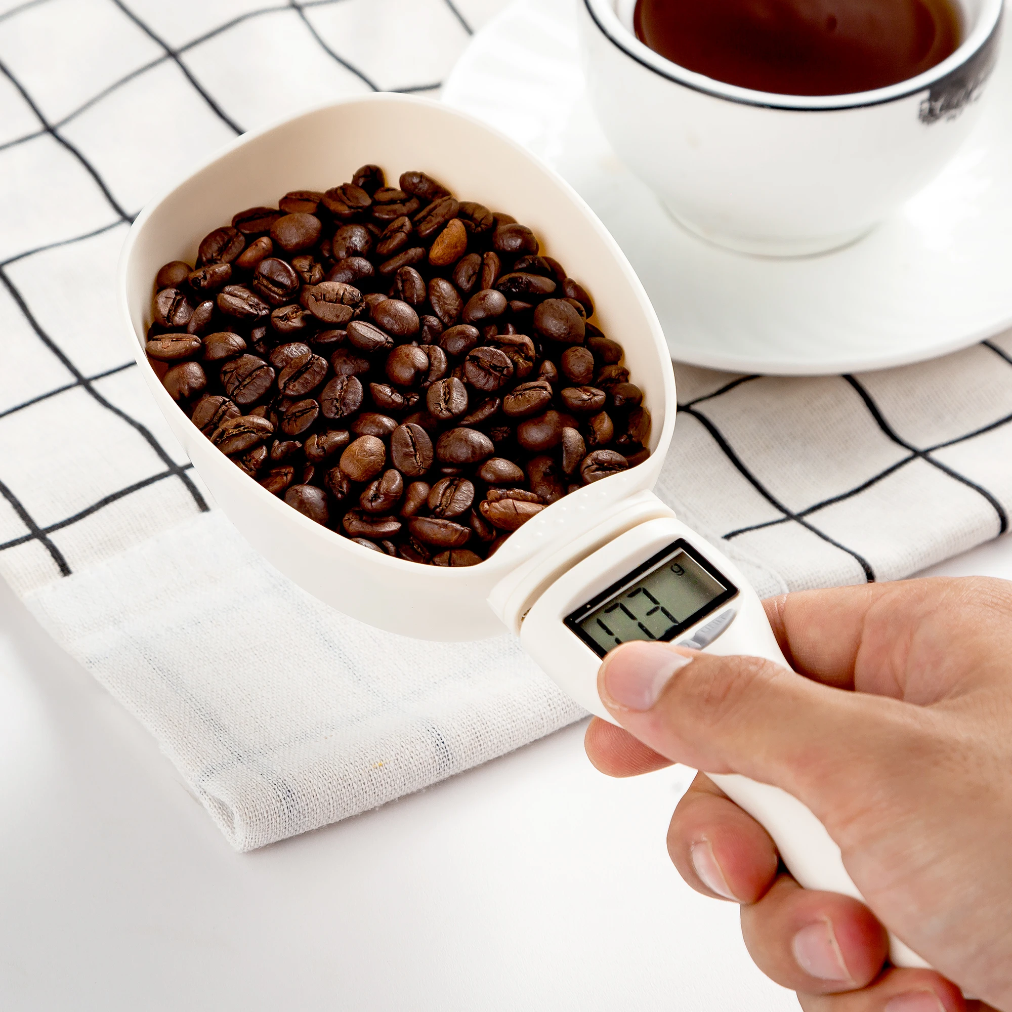 Portable Coffee Bean Scale Spoon with Electronic LED Display, Kitchen Scale Spoon, Grain Measuring Cup
Portable Coffee Bean Scale Spoon with Electronic LED Display, Kitchen Scale Spoon, Grain Measuring Cup