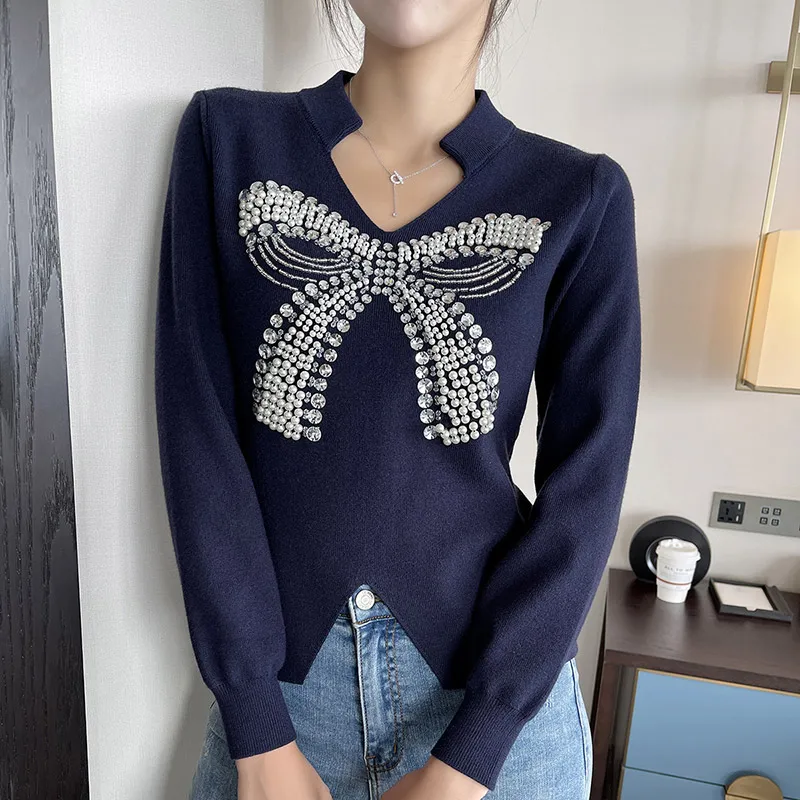 2021 Autumn Winter Sweater Women Black Pullover Designer Jumpers V Neck Sequins Pearls Bow Fashion Sweater Kntiwear Dropshipping
2021 Autumn Winter Sweater Women Black Pullover Designer Jumpers V Neck Sequins Pearls Bow Fashion Sweater Kntiwear Dropshipping