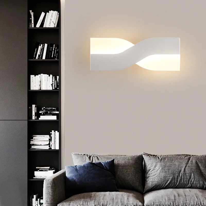 European Style LED Wall Lamps Can 360 Degrees Rotated Arbitrarily For Bedside Study Iron Art Acrylic Rectangle Creative Lights
European Style LED Wall Lamps Can 360 Degrees Rotated Arbitrarily For Bedside Study Iron Art Acrylic Rectangle Creative Lights