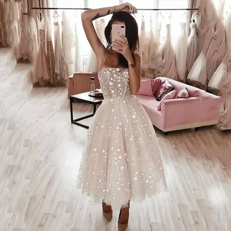 A Line Princess Wedding Dresses 2021 Spaghetti Straps Short Bridal Dress Robe de soiree Wedding Gowns Backless Shiny
A Line Princess Wedding Dresses 2021 Spaghetti Straps Short Bridal Dress Robe de soiree Wedding Gowns Backless Shiny