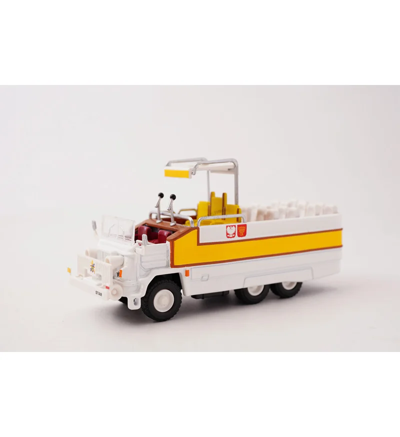 Оригинальный литой под давлением сплав, масштаб 1:72, модель круизного автомобиля 1979, классический сувенир для взрослых, подарок, статический дисплей
Оригинальный литой под давлением сплав, масштаб 1:72, модель круизного автомобиля 1979, классический сувенир для взрослых, подарок, статический дисплей