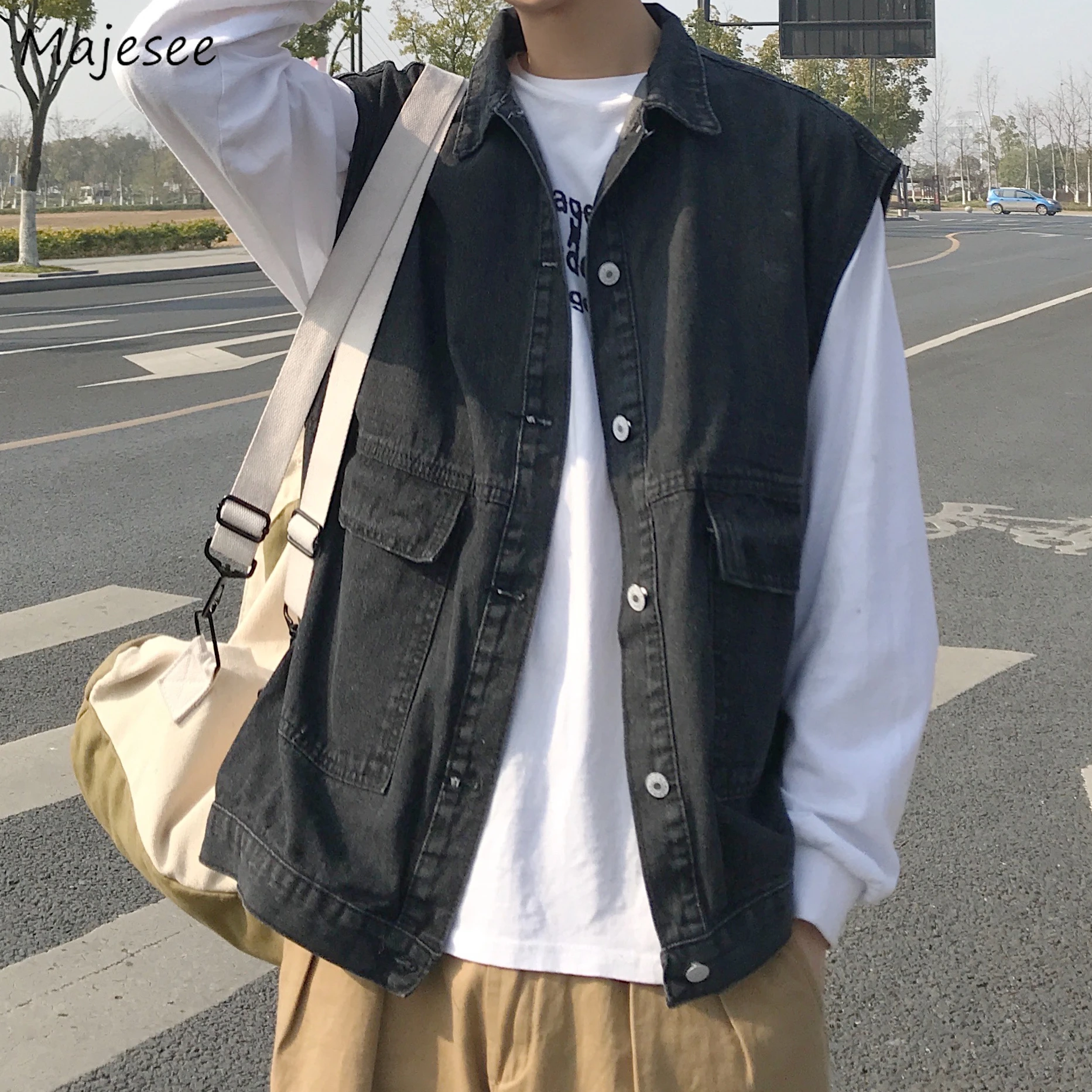 Denim Jackets Men Solid Sleeveless Coats Oversize Single Breasted All-match Design Teen Stylish Ulzzang Chic Outwear Male Jacket
Denim Jackets Men Solid Sleeveless Coats Oversize Single Breasted All-match Design Teen Stylish Ulzzang Chic Outwear Male Jacket