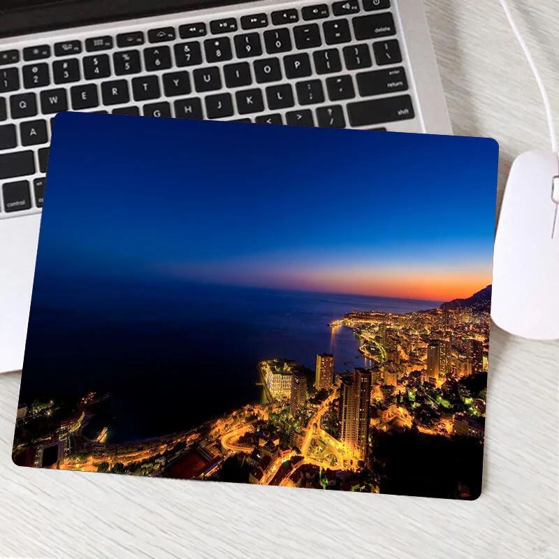 City Night Gaming New Mouse Pad Natural Rubber Gamer Lovely Art Anime Anti-slip Office Decoration Home Keyboard Pad Skipoem
City Night Gaming New Mouse Pad Natural Rubber Gamer Lovely Art Anime Anti-slip Office Decoration Home Keyboard Pad Skipoem