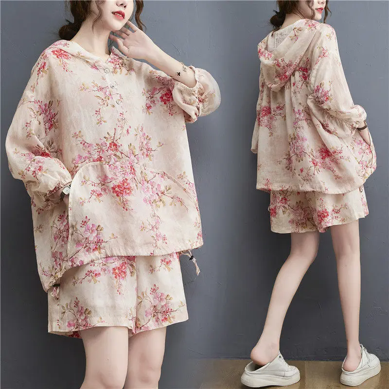 Loose Casual Tracksuit Women's Summer New Literary Printed Hooded Top + Wide Leg Shorts Two Piece Set Outfit zh1444
Loose Casual Tracksuit Women's Summer New Literary Printed Hooded Top + Wide Leg Shorts Two Piece Set Outfit zh1444