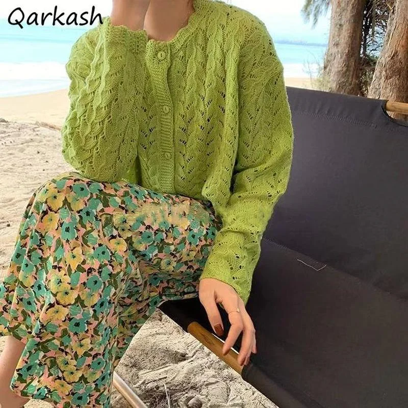 Sweaters Women Colorful Hollow Out Spring French Style Tender Loose Single Breasted Lady All-match Simple Casual Cardigan Female
Sweaters Women Colorful Hollow Out Spring French Style Tender Loose Single Breasted Lady All-match Simple Casual Cardigan Female