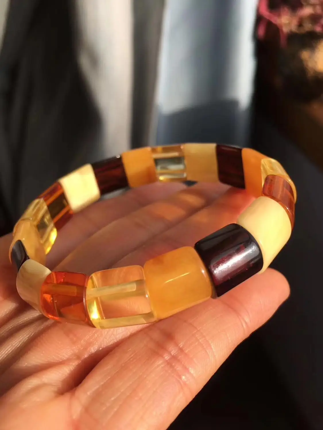 Natural Red Yellow Amber Bracelet Jewelry Amber Women Rectangle Beads 14x13mm Bangle Genuine AAAAA
Natural Red Yellow Amber Bracelet Jewelry Amber Women Rectangle Beads 14x13mm Bangle Genuine AAAAA