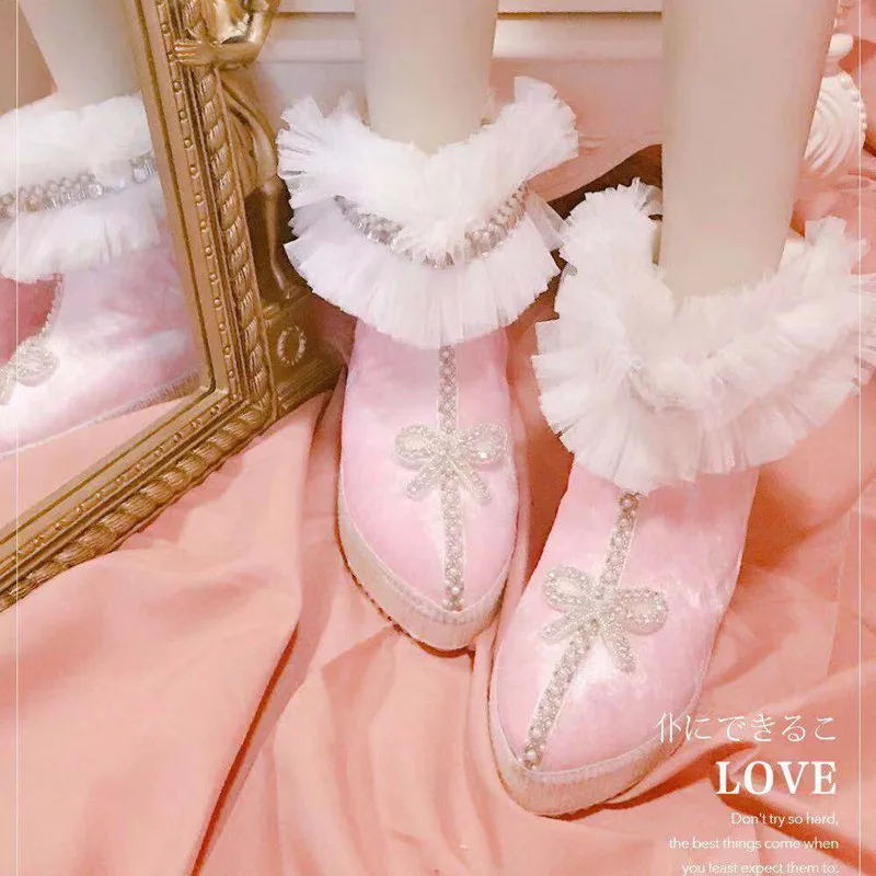 French girl velvet powder butterfly with women's shoes pointed high shoes winter lace Bowknot Princess Kawaii Girl Women Shoes
French girl velvet powder butterfly with women's shoes pointed high shoes winter lace Bowknot Princess Kawaii Girl Women Shoes