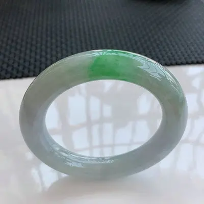 zheru jewelry natural Myanmar jadeite 54-64mm light color two-tone bracelet elegant princess jewelry best gift
zheru jewelry natural Myanmar jadeite 54-64mm light color two-tone bracelet elegant princess jewelry best gift