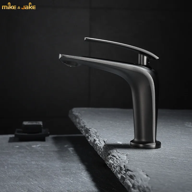 Matte gunmetal brass basin faucet bathroom hot and cold tap single handle gray faucet basin sink crane bathroom metal tap
Matte gunmetal brass basin faucet bathroom hot and cold tap single handle gray faucet basin sink crane bathroom metal tap
