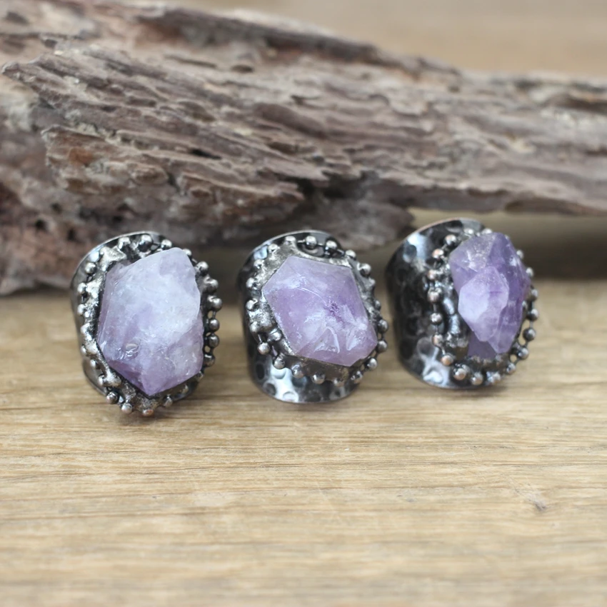 Raw Amethysts Gunmetal Rings Irregular Quartz Druzy Ore Stone Adjustable Ring Fashion Men/Women Jewelry Dropshipping,QC4086
Raw Amethysts Gunmetal Rings Irregular Quartz Druzy Ore Stone Adjustable Ring Fashion Men/Women Jewelry Dropshipping,QC4086