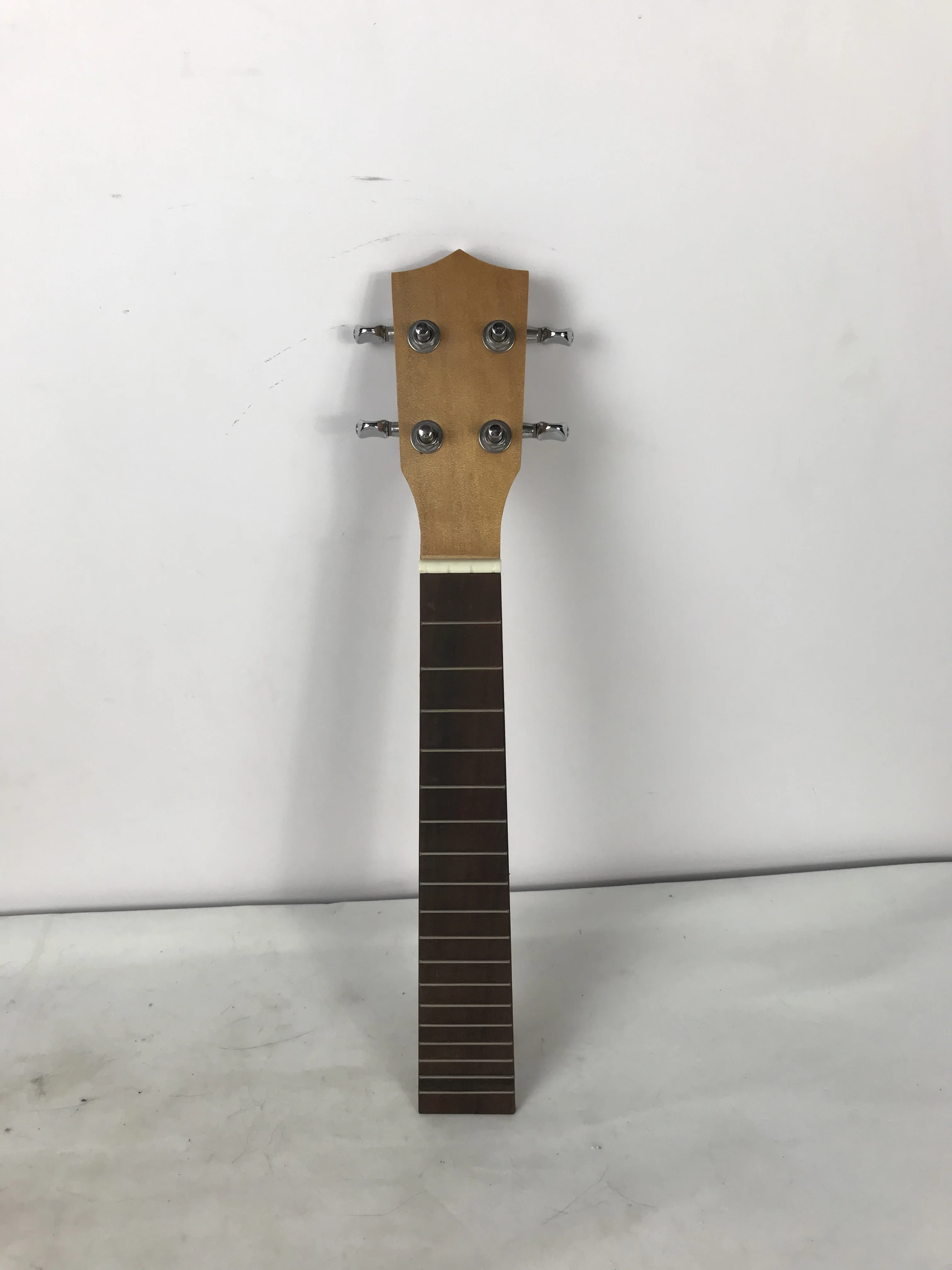 Maple Wood Neck and Rosewood Fretboard Fretboard Set, Hawaiian Guitar Luthier, DIY Replacement, High Quality, 26 Inch
Maple Wood Neck and Rosewood Fretboard Fretboard Set, Hawaiian Guitar Luthier, DIY Replacement, High Quality, 26 Inch