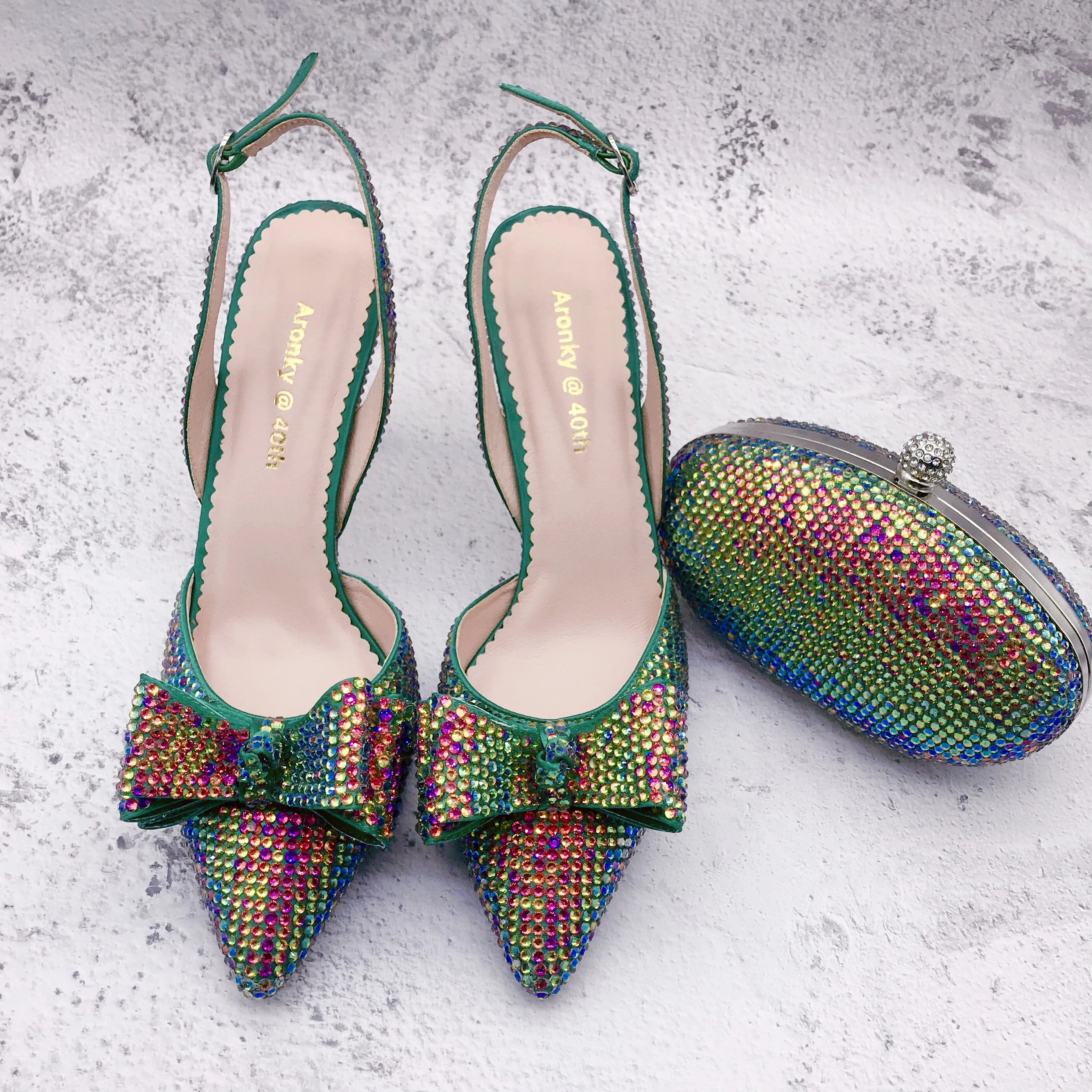 BS1345 Custom Handmade SlingBacks Dress Pumps Big Size High Heel Women Shoes Multicolor Crysta Bridal Wedding Shoes And Bag Set
BS1345 Custom Handmade SlingBacks Dress Pumps Big Size High Heel Women Shoes Multicolor Crysta Bridal Wedding Shoes And Bag Set
