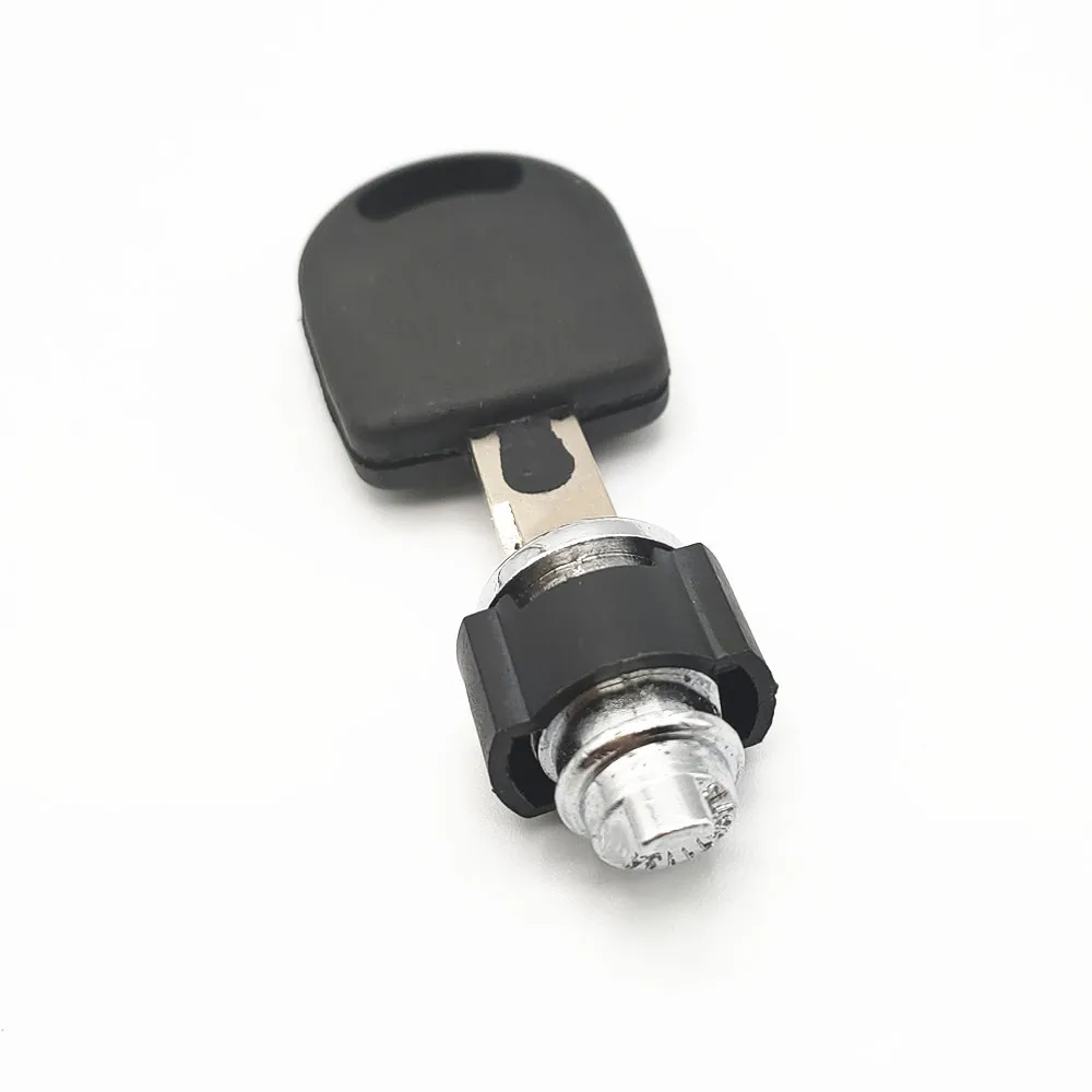 Right glove box lock cylinder cylinder key For Passat B5 PASSAT POLO 8L0857113A 8L0 857 113 A
Right glove box lock cylinder cylinder key For Passat B5 PASSAT POLO 8L0857113A 8L0 857 113 A