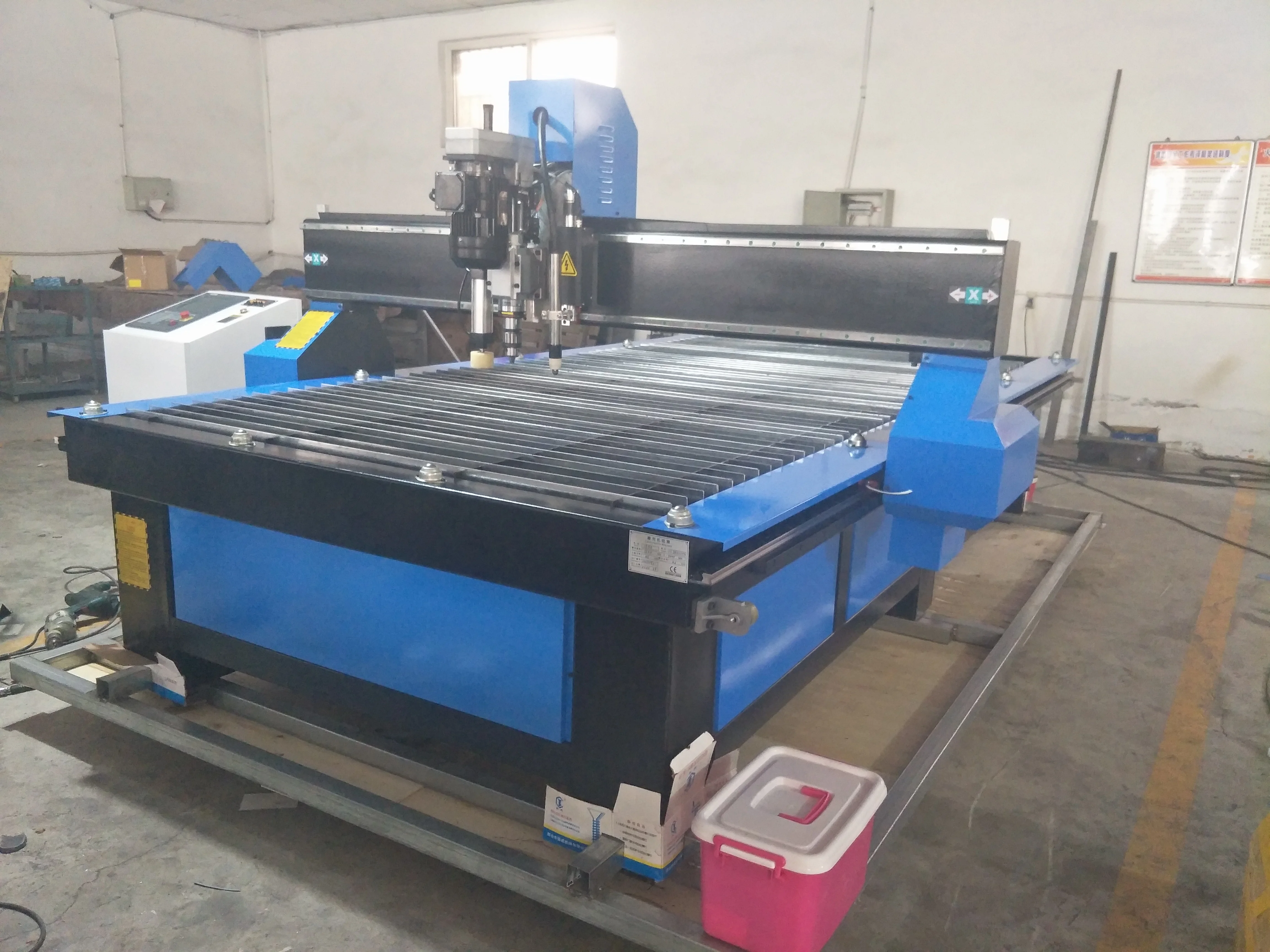 Cheap cnc 220v 380v plasma cutter 1530 metal sheet plasma cutting for aluminum/copper/metal tube
Cheap cnc 220v 380v plasma cutter 1530 metal sheet plasma cutting for aluminum/copper/metal tube