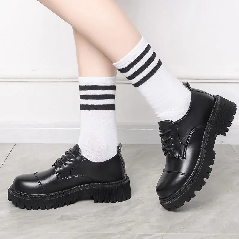 Black Flat Shoes Women 2021 Fashion New Thick-soled Heeled British Leather Shoes Soft-soled Leather Flats Casual Platform Shoes
Black Flat Shoes Women 2021 Fashion New Thick-soled Heeled British Leather Shoes Soft-soled Leather Flats Casual Platform Shoes