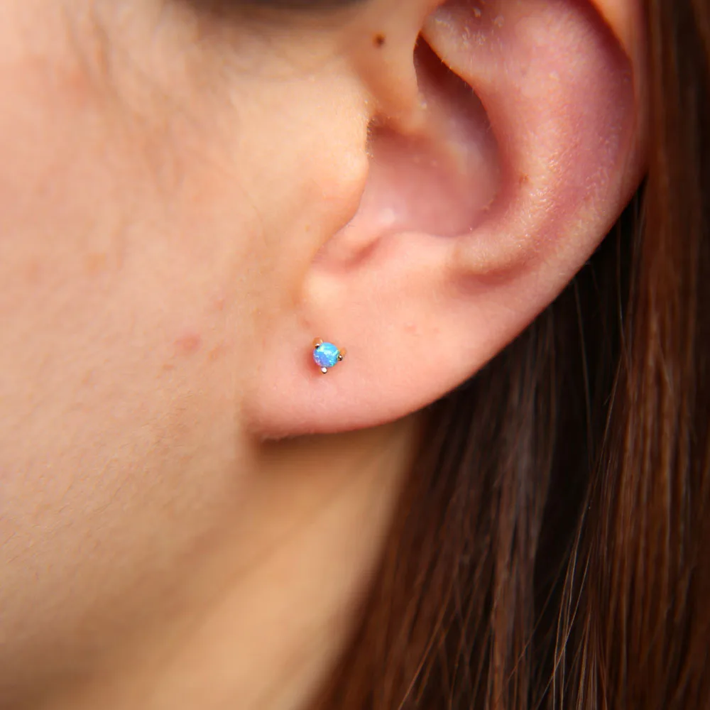 delicate 100% 925 silver opal stud earring white blue fire opal GEM multiple piercing girl women mini minimalist cute tiny earr
delicate 100% 925 silver opal stud earring white blue fire opal GEM multiple piercing girl women mini minimalist cute tiny earr