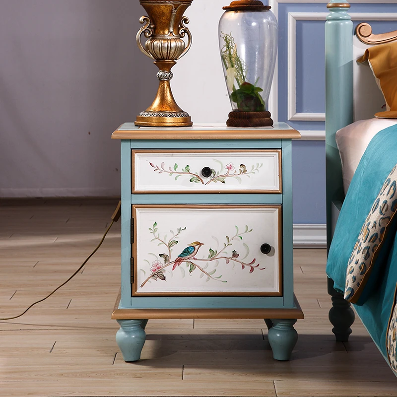 Mediterranean Style Bedroom with A Bucket and A Door Bedside Table Simple Painted European Pastoral Living Room Side Cabinet
Mediterranean Style Bedroom with A Bucket and A Door Bedside Table Simple Painted European Pastoral Living Room Side Cabinet
