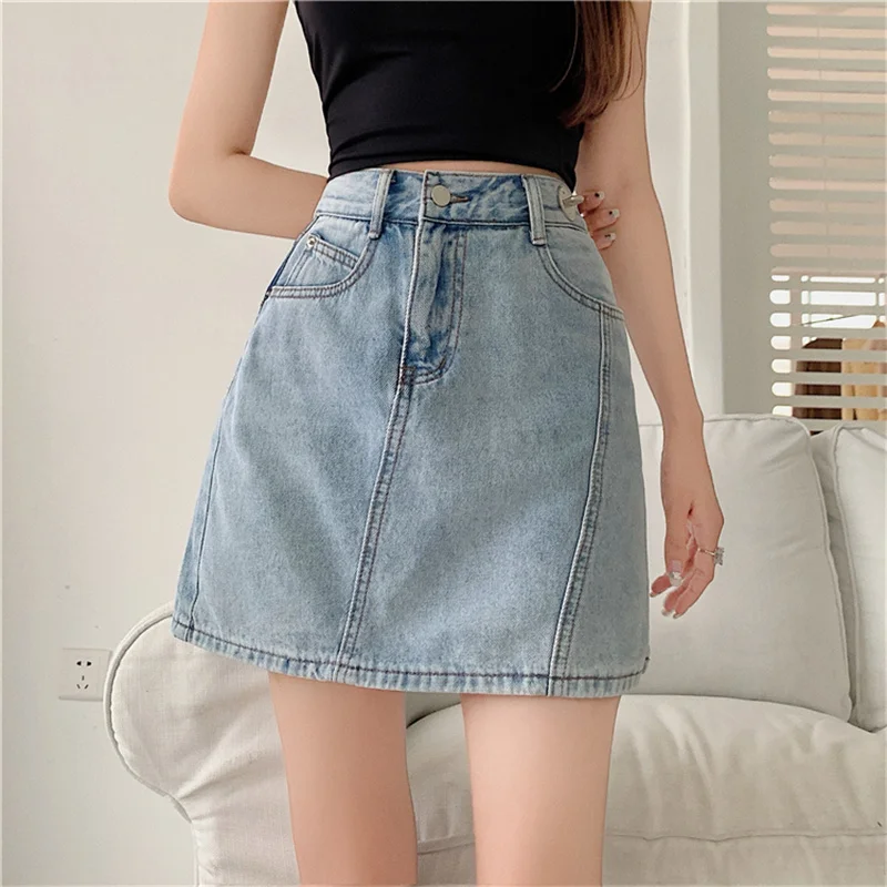 Women's Stylish Denim Mini Skirt Solid Zip-up Peal Chain Decoration High Waist Wrapping Up Pockets Women Skirts Summer 2021
Women's Stylish Denim Mini Skirt Solid Zip-up Peal Chain Decoration High Waist Wrapping Up Pockets Women Skirts Summer 2021