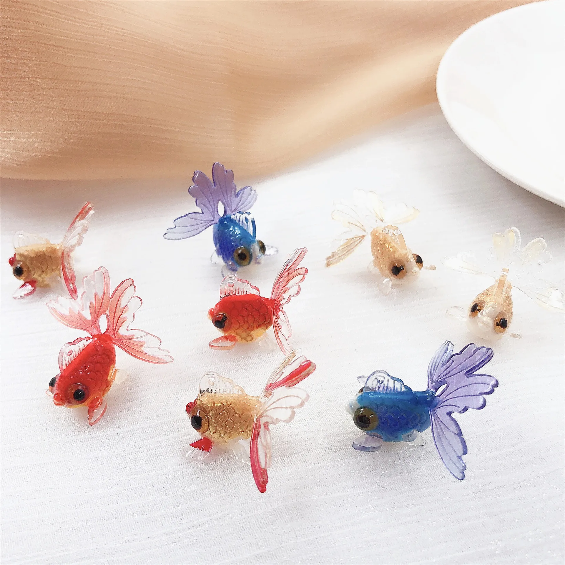 50pcs DIY jewelry accessories material cute three-dimensional red small goldfish acrylic pendant pendant earrings female
50pcs DIY jewelry accessories material cute three-dimensional red small goldfish acrylic pendant pendant earrings female