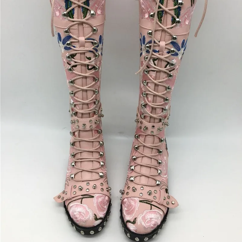 Brand New Round Toe Mixed Colors Metal Rivet Womens Flat Boots Printed Lace Up Buckle Knight Boots Fashion Female High Boots
Brand New Round Toe Mixed Colors Metal Rivet Womens Flat Boots Printed Lace Up Buckle Knight Boots Fashion Female High Boots