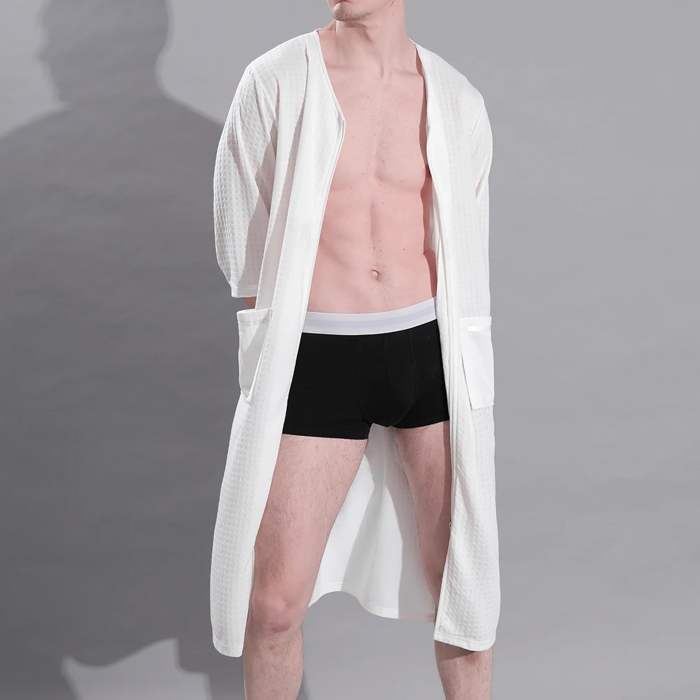 Men Zipper Bathrobe Thin Summer Loose Pocket Robes Male 3XL Nightwear Sleepwear Casual Long Bath Robe Dress Gown Nightgown
Men Zipper Bathrobe Thin Summer Loose Pocket Robes Male 3XL Nightwear Sleepwear Casual Long Bath Robe Dress Gown Nightgown