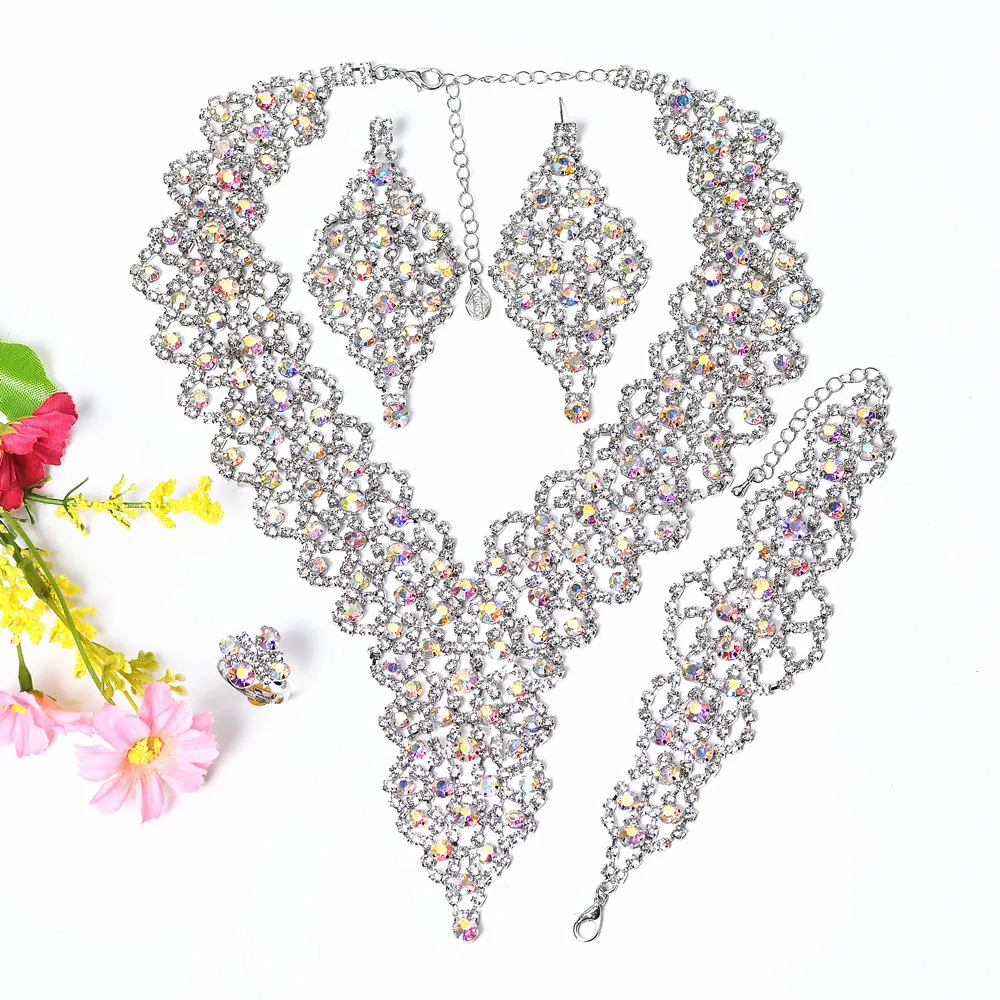 A set of white + AB color rhinestone necklace set, luxury wedding party jewelry, earrings, bracelet, ring, necklace, 4-piece set
A set of white + AB color rhinestone necklace set, luxury wedding party jewelry, earrings, bracelet, ring, necklace, 4-piece set