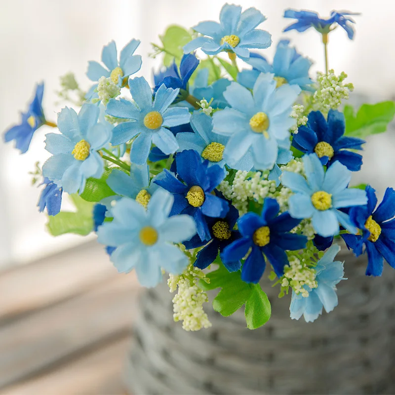 CYJ Simulation chrysanthemum 28head 7 fork artificial flowers home decor wedding decoration artificial plants flores decorativas
CYJ Simulation chrysanthemum 28head 7 fork artificial flowers home decor wedding decoration artificial plants flores decorativas