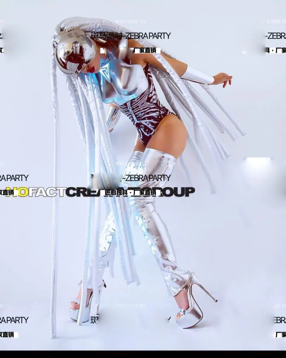 Technology dance wear Futuristic female warrior gogo nightclub bar stage party girl costume
Technology dance wear Futuristic female warrior gogo nightclub bar stage party girl costume