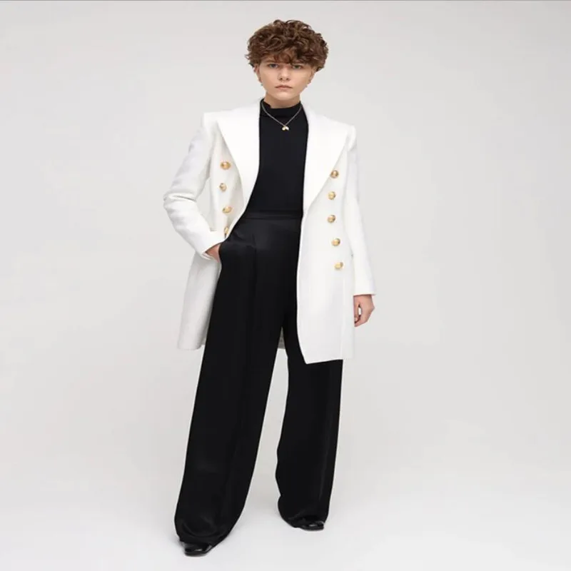 New Autumn Winter Handsome European Style Temperament Military Uniform Double-breasted Slim Mid-length White Overcoat s1650
New Autumn Winter Handsome European Style Temperament Military Uniform Double-breasted Slim Mid-length White Overcoat s1650