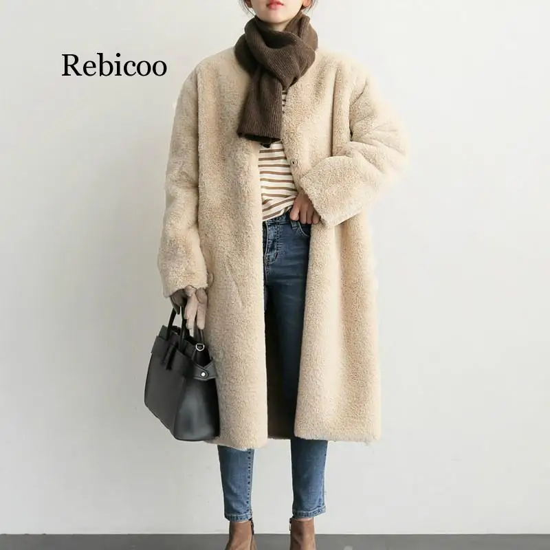 Winter faux rabbit fur coat women long coat winter faux fur jacket female leopard plush coat ladies V-neck thick warm teddy coat
Winter faux rabbit fur coat women long coat winter faux fur jacket female leopard plush coat ladies V-neck thick warm teddy coat