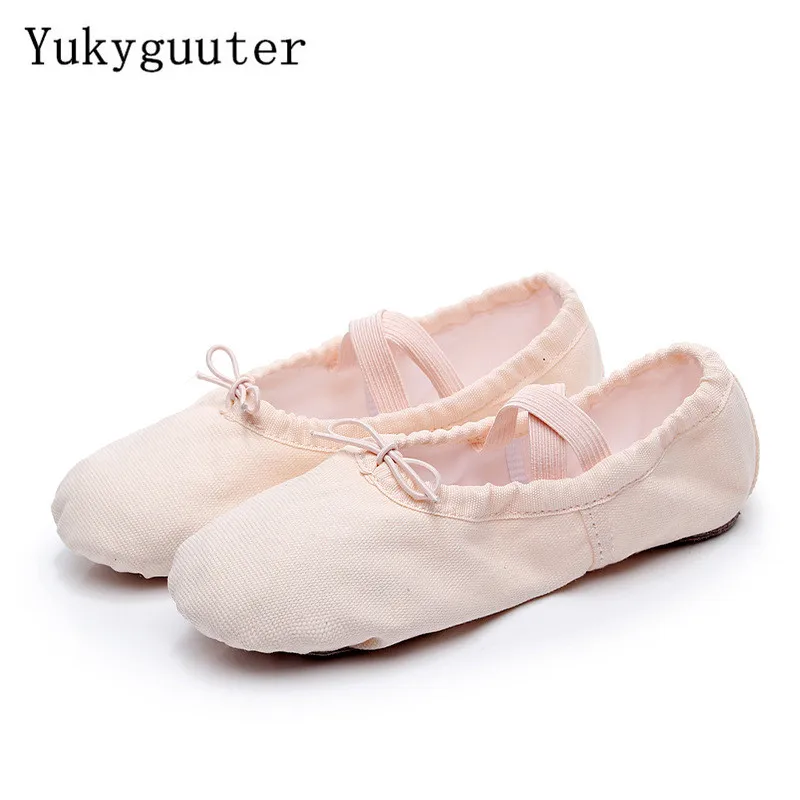 Girls Ballet Shoes Canvas Soft Sole Ballet Dance Slippers Children Practise Ballerina Shoes Woman Men Dance Shoes
Girls Ballet Shoes Canvas Soft Sole Ballet Dance Slippers Children Practise Ballerina Shoes Woman Men Dance Shoes