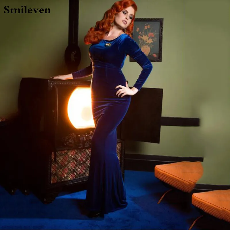 Бархатные вечерние платья Smileven с синей юбкой-годе, недорогие платья со шлейфом и вырезом для выпускного вечера, простые женские вечерние платья
Бархатные вечерние платья Smileven с синей юбкой-годе, недорогие платья со шлейфом и вырезом для выпускного вечера, простые женские вечерние платья