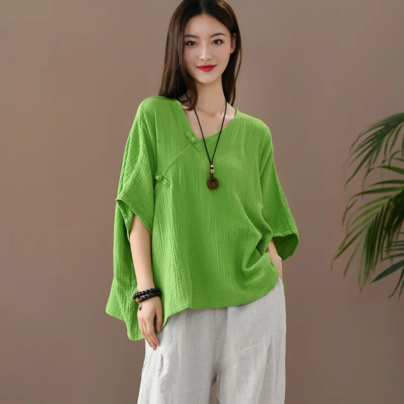 Summer 2020 new pullover shirt women's Retro button V-neck bat top short sleeve T-shirt cotton and linen oversize tee
Summer 2020 new pullover shirt women's Retro button V-neck bat top short sleeve T-shirt cotton and linen oversize tee