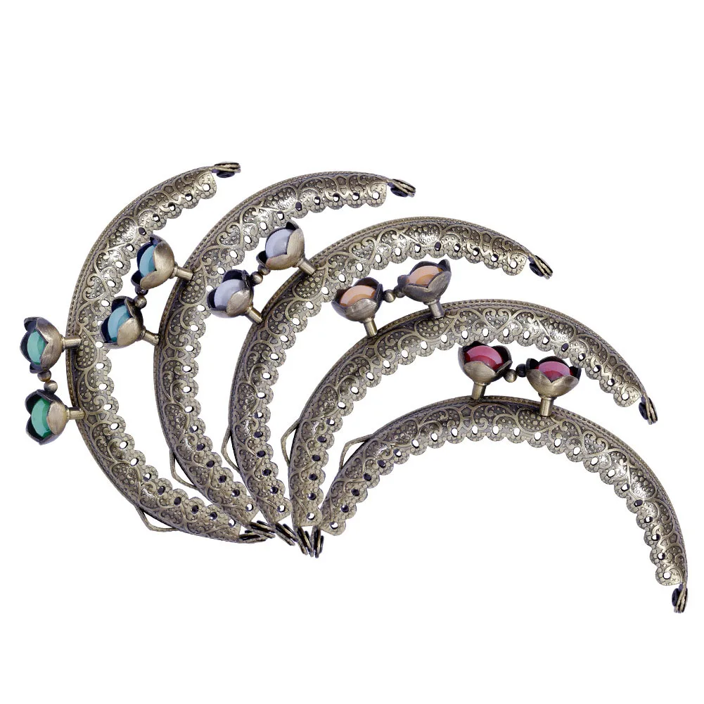 5PCS DIY Bronze Gourd Head Coin Purse Frames Metal Kiss Clasp Closure Clutch Bags Part Replacement Wallet Accessaries 8.5cm
5PCS DIY Bronze Gourd Head Coin Purse Frames Metal Kiss Clasp Closure Clutch Bags Part Replacement Wallet Accessaries 8.5cm