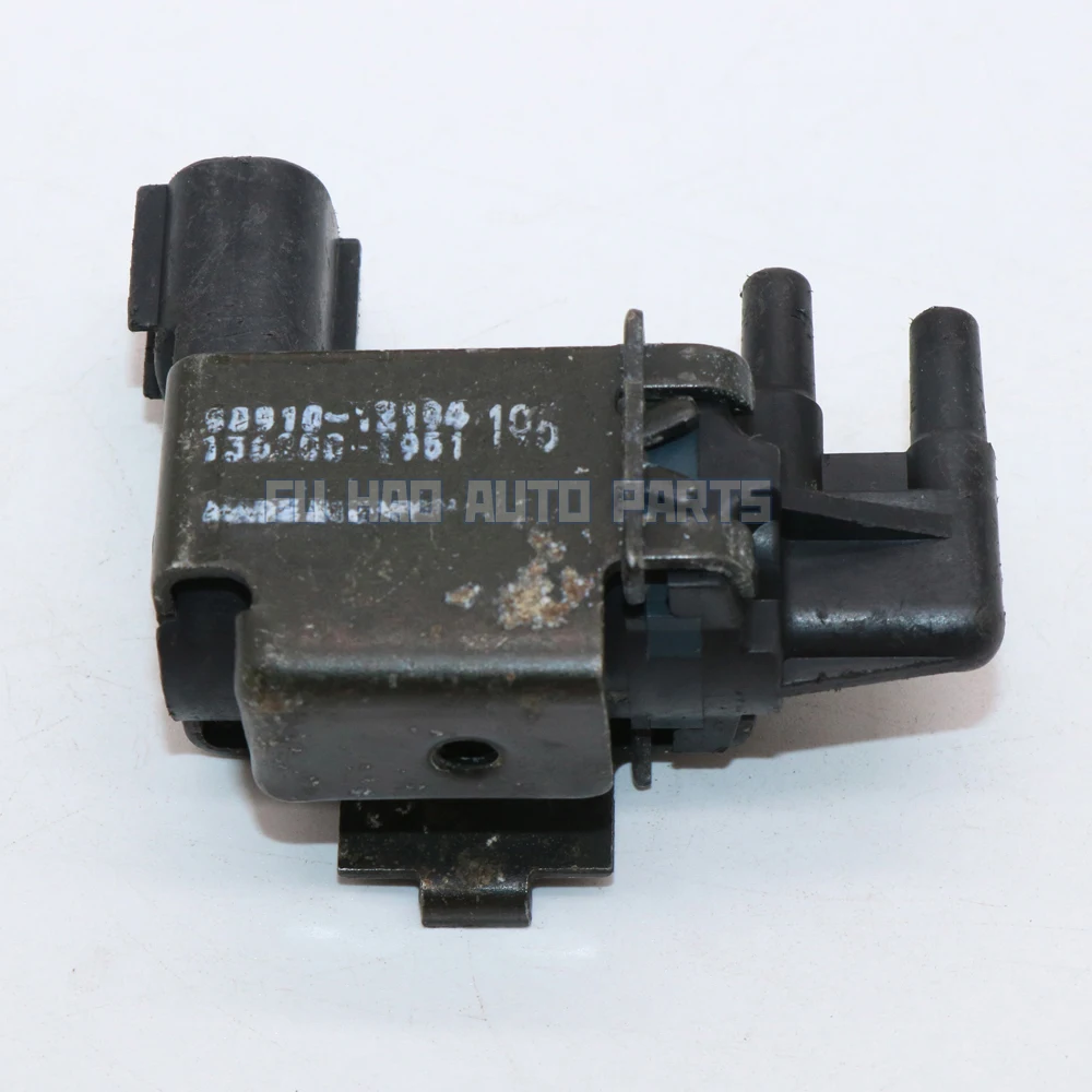OE# 90910-12194 136200-1951 Duty Vacuum Switching Valve for Toyota Lexus IS200
OE# 90910-12194 136200-1951 Duty Vacuum Switching Valve for Toyota Lexus IS200
