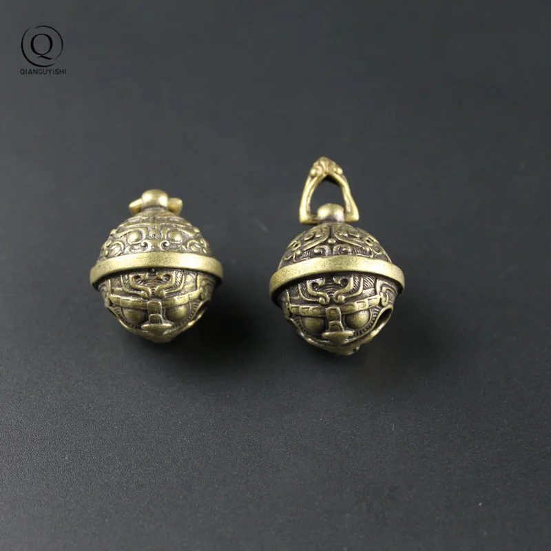 Brass Chinese Mythical Beast Bell Car Keychain Pendant Trinkets Vintage Copper Exorcism Bell Amulet Lucky Key Chain Hanging Gift
Brass Chinese Mythical Beast Bell Car Keychain Pendant Trinkets Vintage Copper Exorcism Bell Amulet Lucky Key Chain Hanging Gift