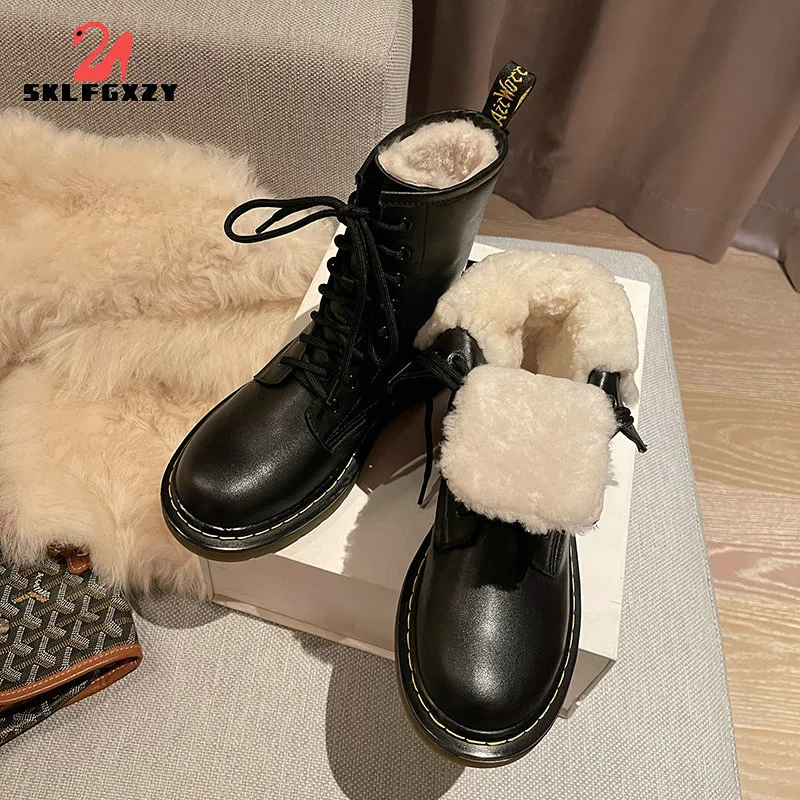 Winter Genuine Leather Snow Boots Women Warm Wool Martin Boots Female Shoes Fashion Thick Fur Platform Boots
Winter Genuine Leather Snow Boots Women Warm Wool Martin Boots Female Shoes Fashion Thick Fur Platform Boots