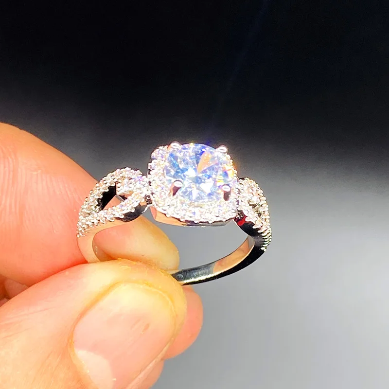 New Silver Color Crystal Plata Filled Rings For Women Wedding Cubic Zirconia Silver Ring Fashion Jewelry
New Silver Color Crystal Plata Filled Rings For Women Wedding Cubic Zirconia Silver Ring Fashion Jewelry