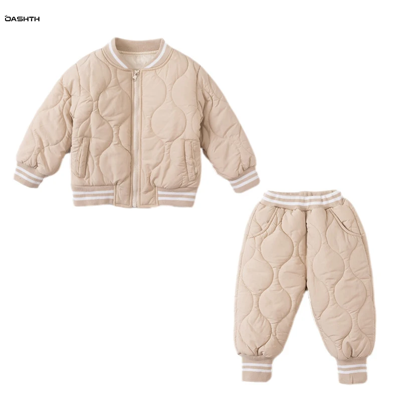 OASHTH New children's cotton suit two-piece set for boys and girls plus velvet thickened baby cotton suit
OASHTH New children's cotton suit two-piece set for boys and girls plus velvet thickened baby cotton suit
